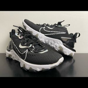 Nike React Vision Women’s 10 Black Running Training Sneaker Shoes CW0730-001